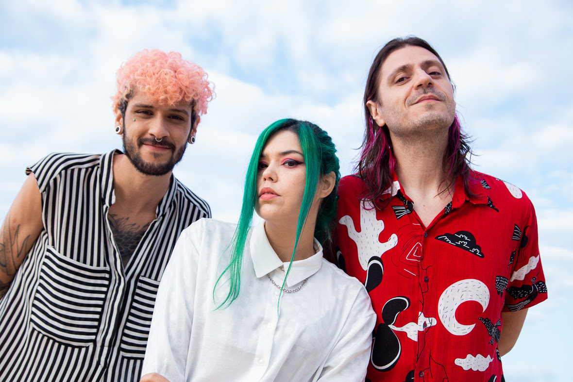 Após show no Rock in Rio, Drenna convida a desestressar em ‘A Praia’