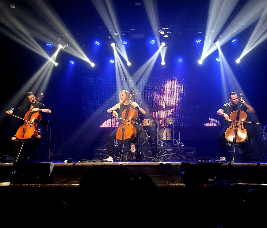 Apocalyptica em São Paulo: banda apostou em repertório dinâmico e movimento