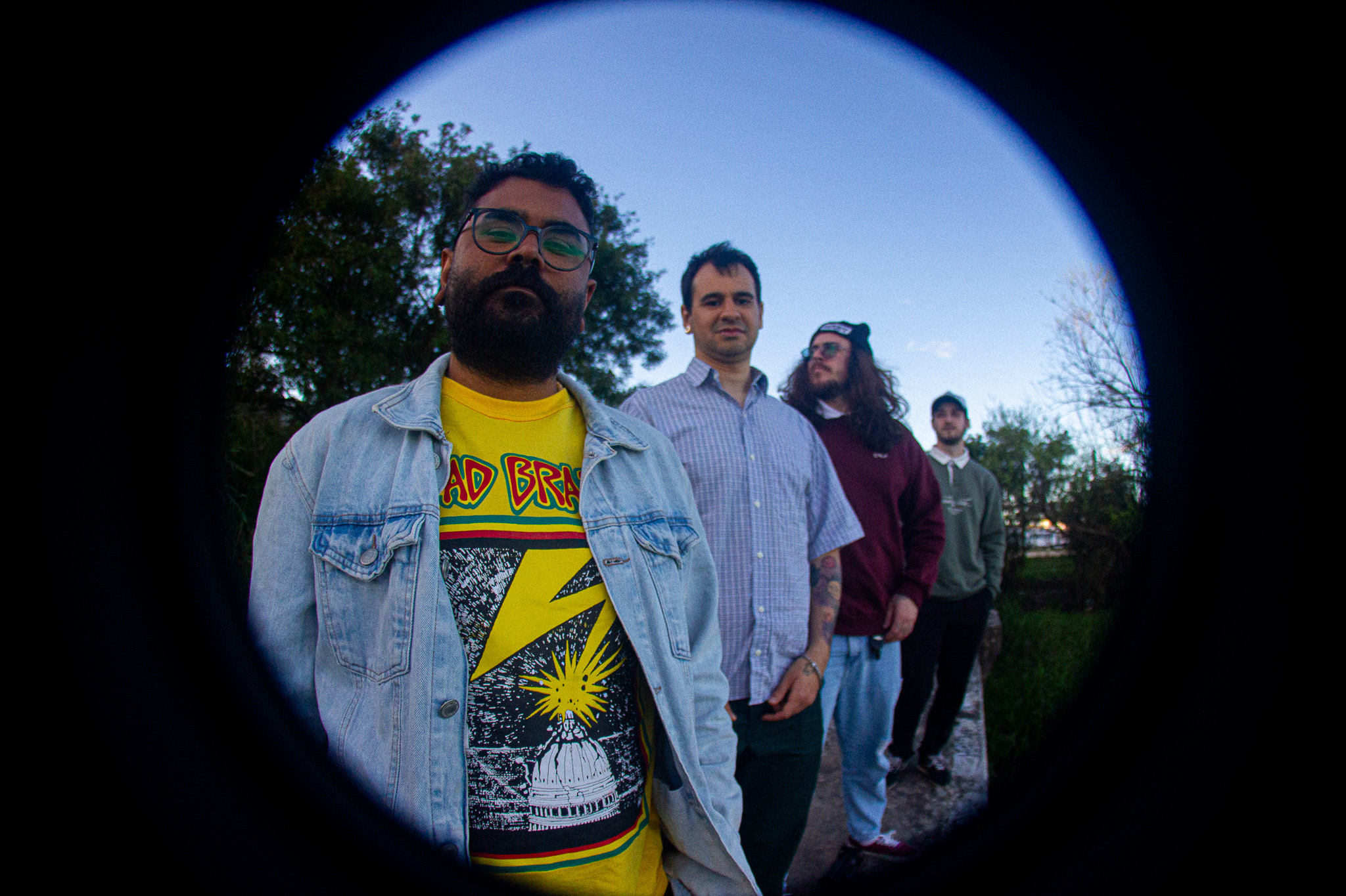 Marinas Found lança EP “Viva Rápido” como prévia do novo álbum “Saudade”