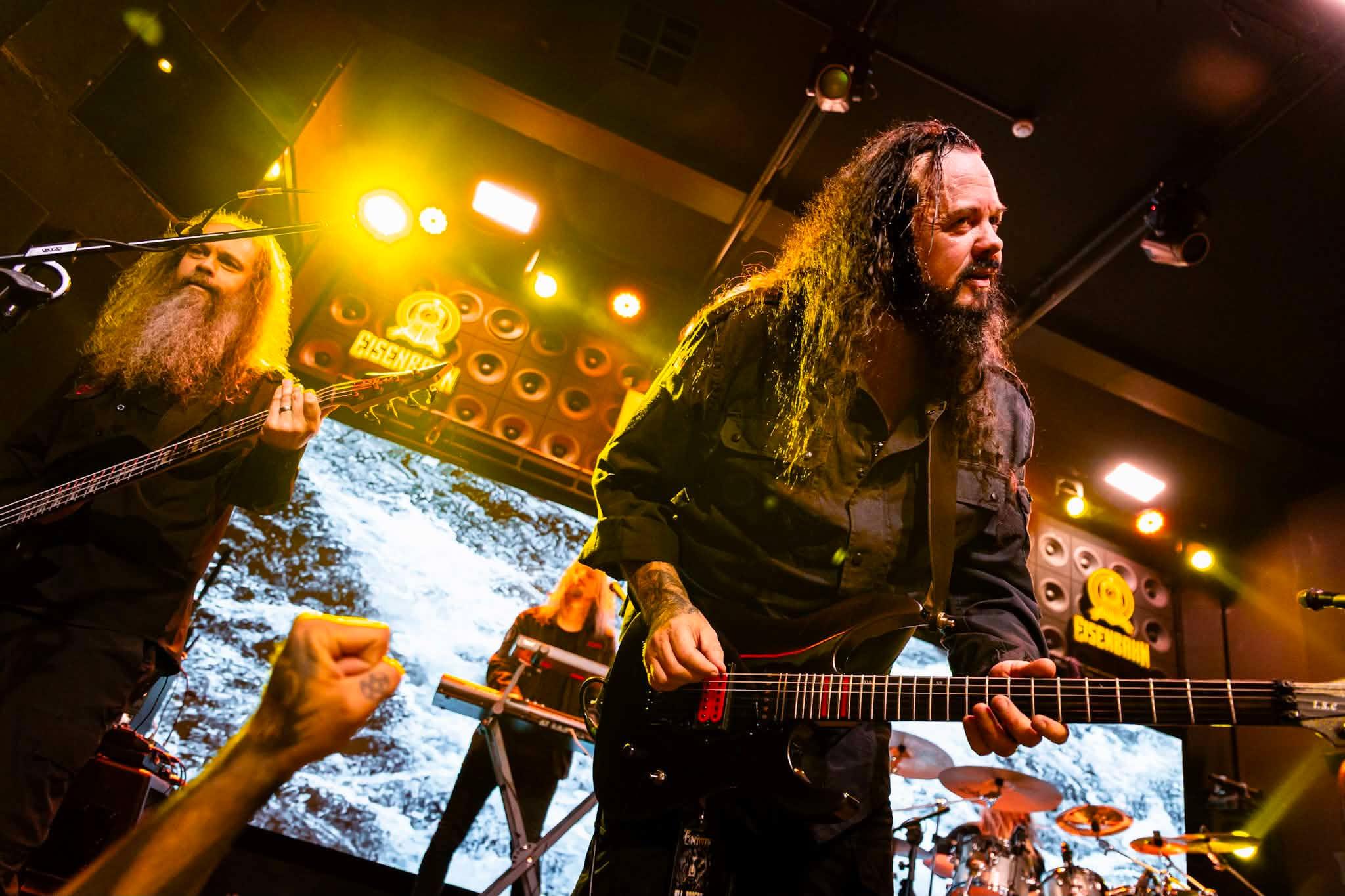 Com shows intensos, Evergrey e Silver Dust entregam prelúdio épico para o Bangers Open Air