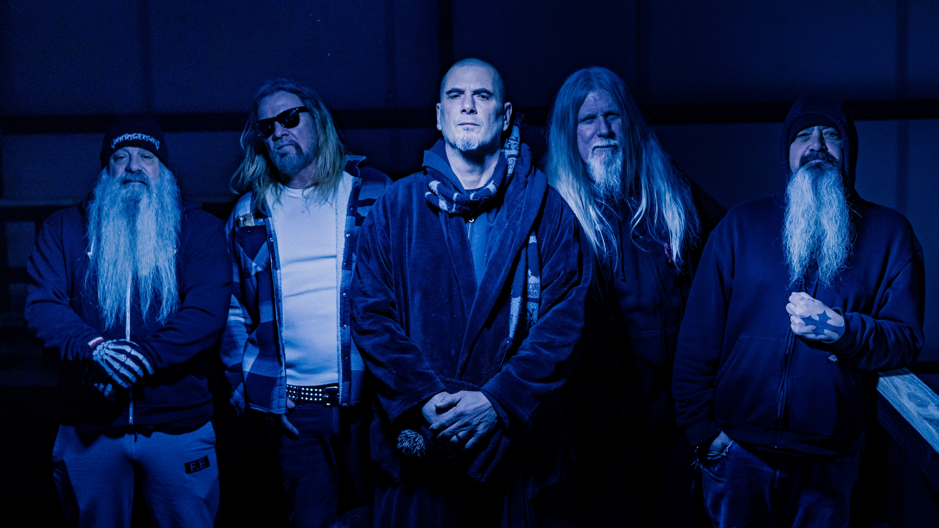 Down anuncia novo álbum, Volume V, e lança single “Blood Oath”
