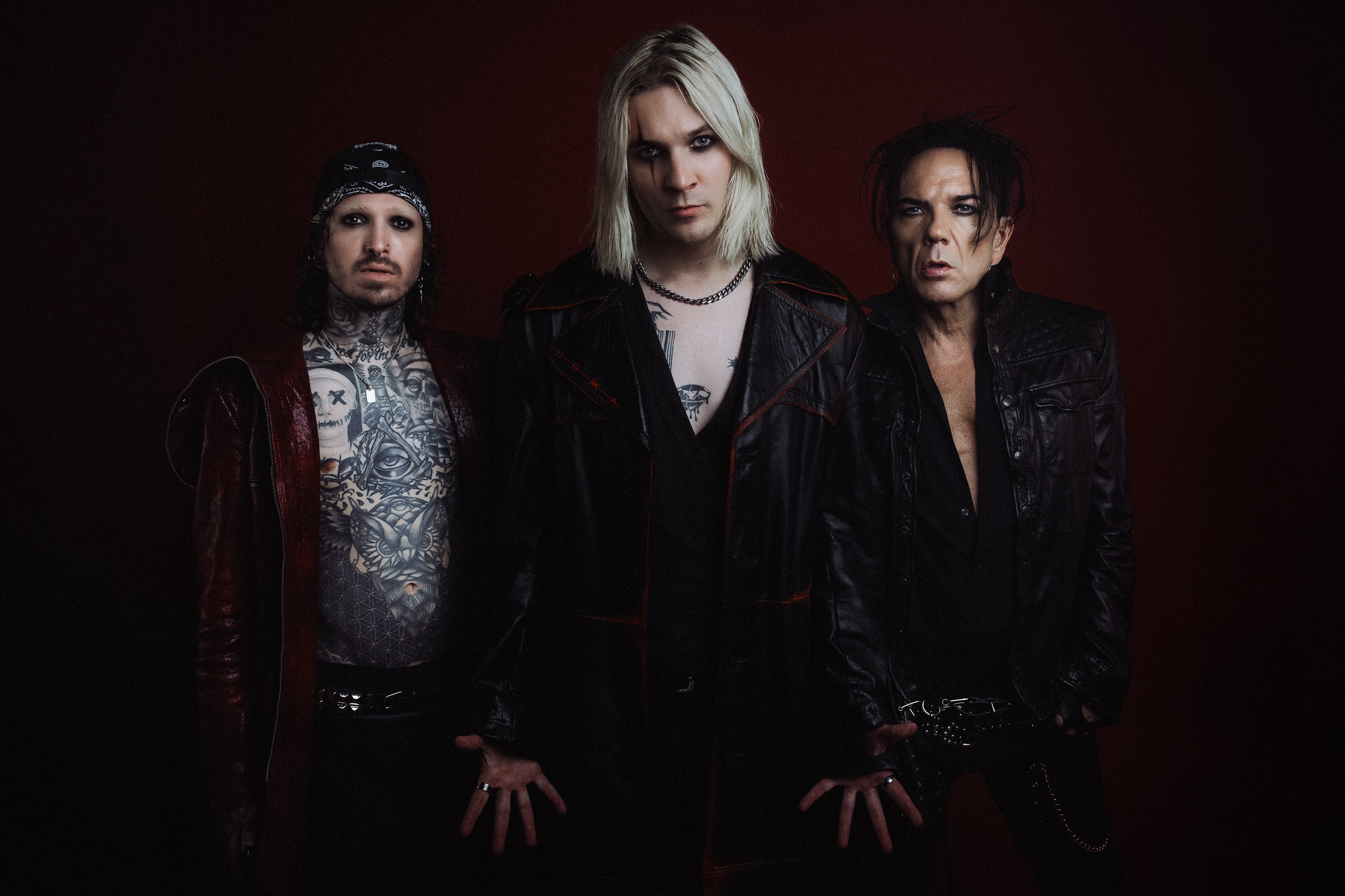 Hokka lança Vampire com participação de integrantes do Lost Society e The 69 Eyes